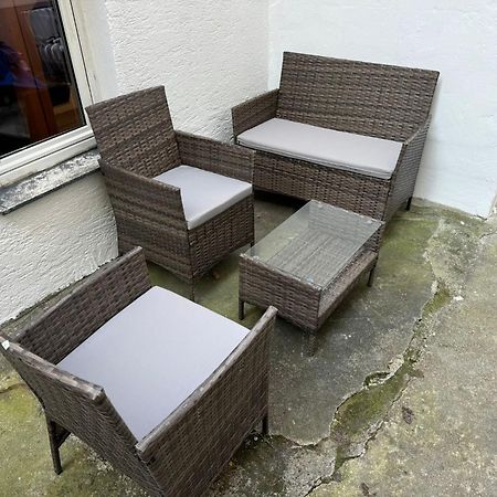 Townhouse Fuer 10 Personen Mit Garten Esslingen am Neckar Exterior photo